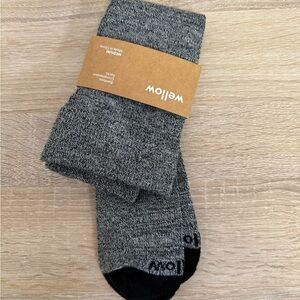 Wellow Bamboo Compression Socks Sz M NWT